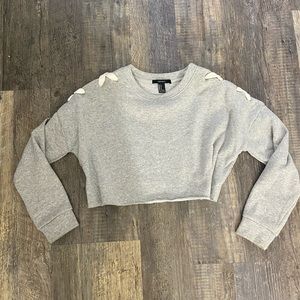 Cropped sweater
